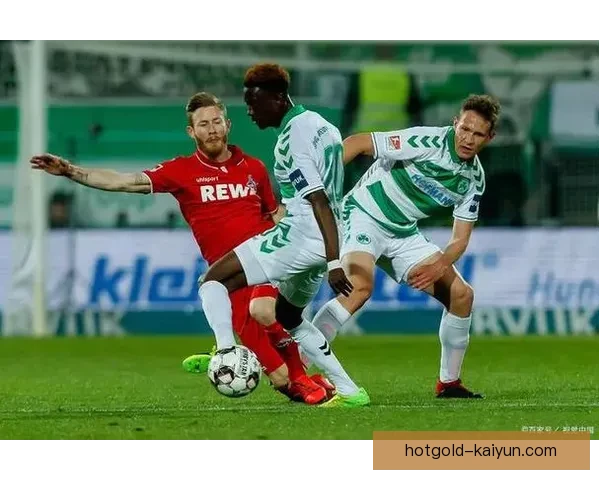 奥斯梅恩的力量与体能提升值得关注，状态持续回暖将助力球队表现。